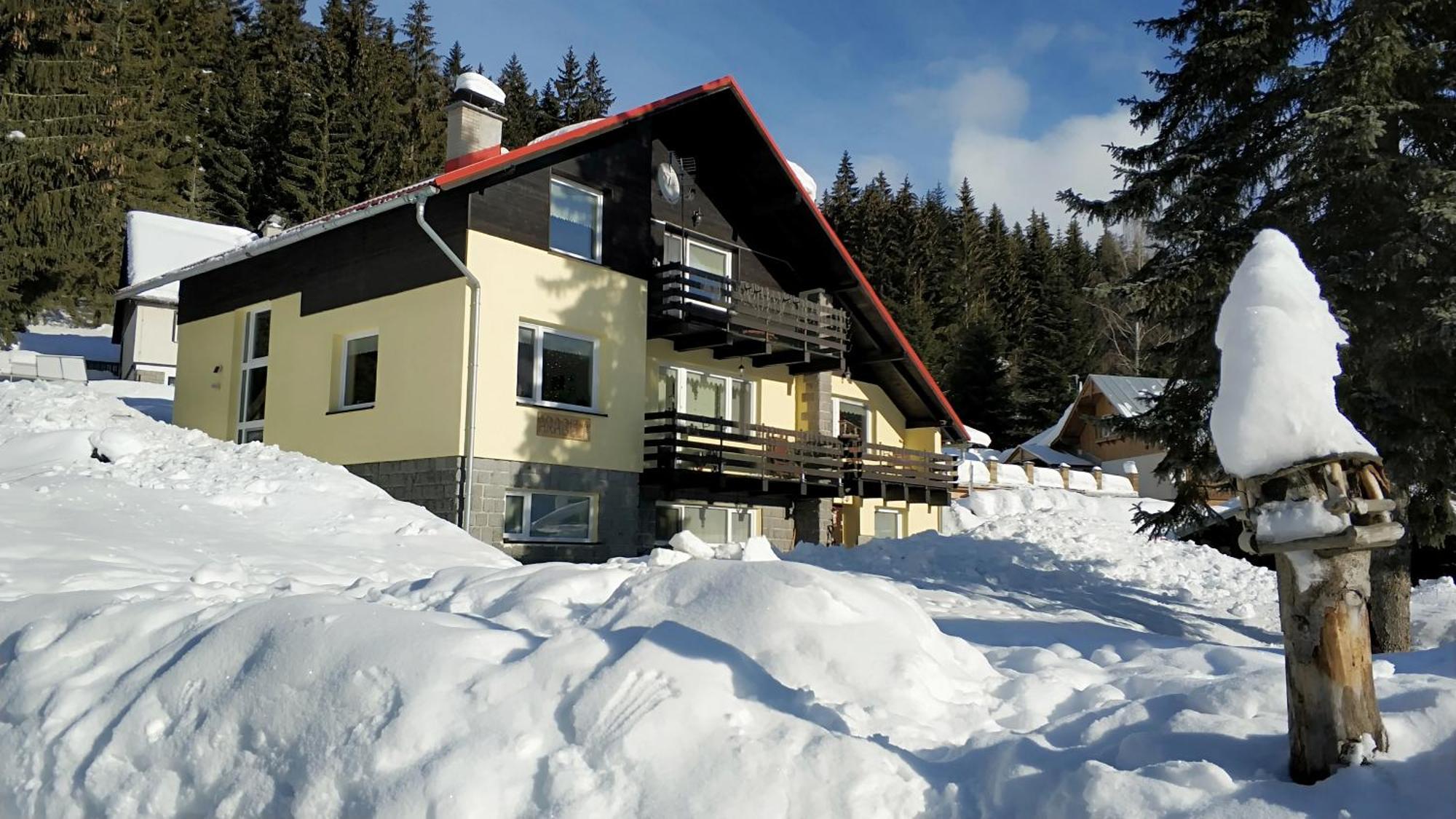 Pension Arabela Bed and Breakfast Harrachov Exterior foto